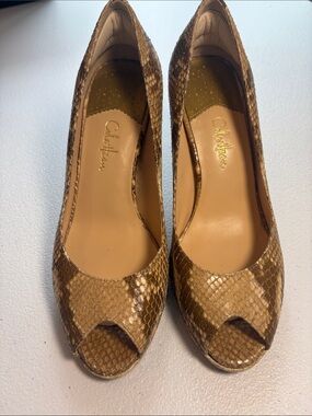 Cole Haan Nike Air peep toe pumps brown snake skin size 8B